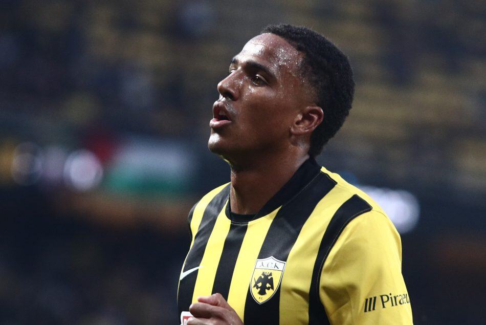 ΑΕΚ: Τραυματίστηκε ο Ελίασον, εκτός με Ολυμπιακό!