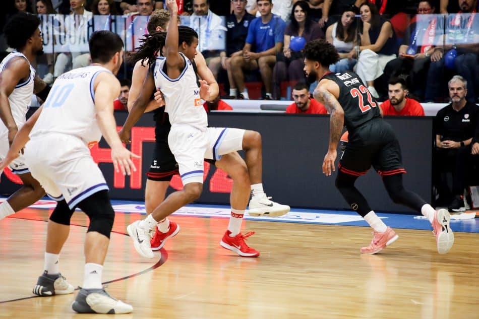 Μύκονος – Ολυμπιακός 65-91: Νίκη… στο ρελαντί για τους Πειραιώτες