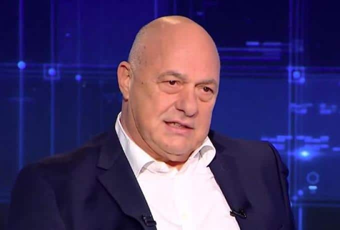 Ο Μπέος απάντησε για το περιστατικό με τον Τεττέη: «Είμαι εγώ ρατσιστής; Που έχω πάει και με μαύρη;»
