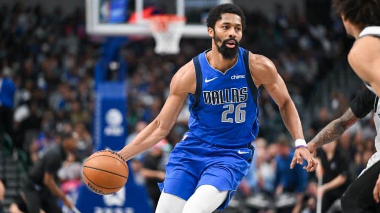 Σε προχωρημένες διαπραγματεύσεις με την Μπάγερν ο Ντινγουίντι!