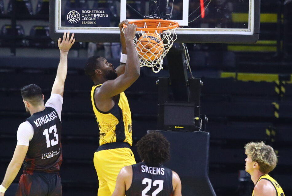 Γκρέι στην ΩΡΑ: «Να γράψουμε ξανά ιστορία, ο κόσμος ήταν από τους κύριους λόγους που έμεινα»