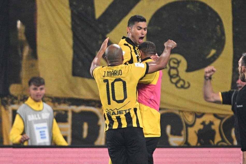 Stoiximan Super League: Στο -4 η ΑΕΚ από την κορυφή και τον ΠΑΟΚ, στο -3 από τον Ολυμπιακό