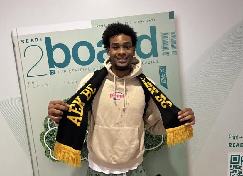 Έφθασε στην Αθήνα για την ΑΕΚ ο Γκρεγκ Μπράουν! (ΦΩΤΟ)