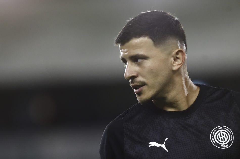 ΟΦΗ: Θα εκτίσει ποινή ο Χατζηθεοδωρίδης στον αγώνα με την ΑΕΚ