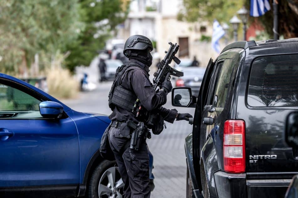 Δύο προσαγωγές στα Βορίζια – Συνεχίζει τις επιχειρήσεις η ΕΚΑΜ
