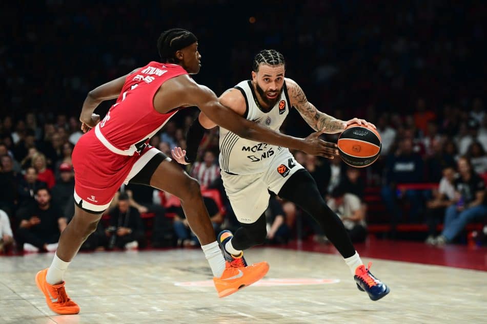 Euroleague: Ο Ολυμπιακός νίκησε την Παρτιζάν στο ΣΕΦ με… 31-5 βολές!