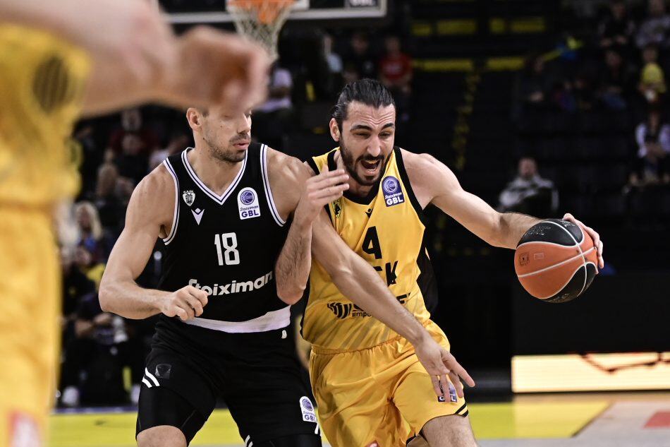 Ήττα στο τέλος για την ΑΕΚ από τον ΠΑΟΚ