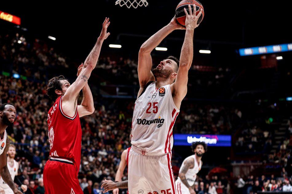 Τα «θαλάσσωσε» στο Μιλάνο ο Ολυμπιακός, ήττα (88-87) από την Αρμάνι