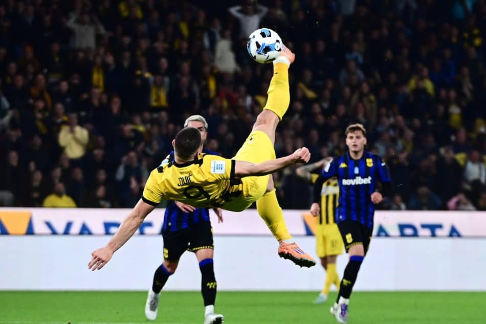 Απίθανο κι όμως αληθινό: Η ΑΕΚ είχε 17 φορές ευκαιρία για γκολ, πριν τον Ζίνι!