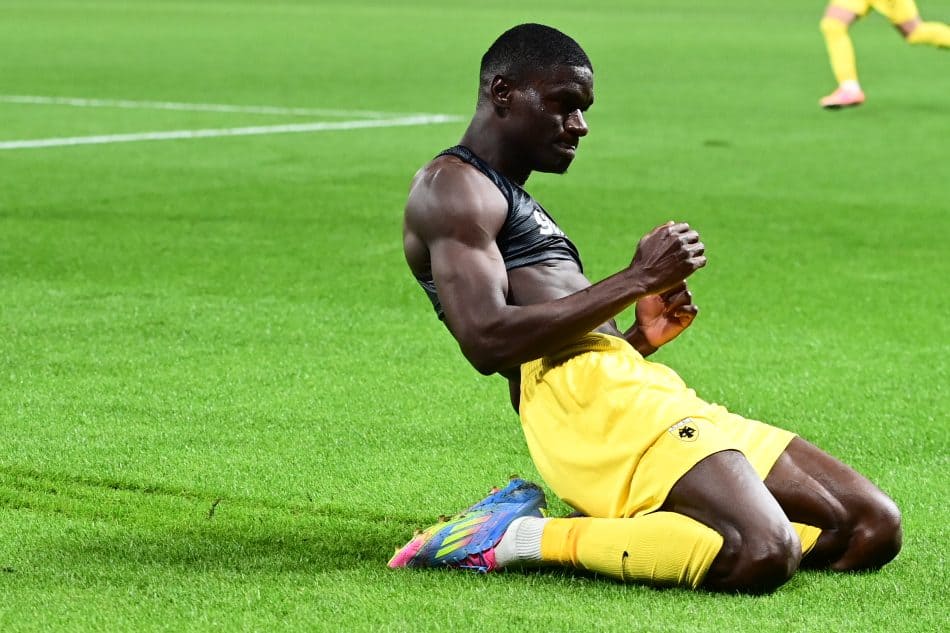 Η ανάρτηση του Ζίνι για την χθεσινή του εμφάνιση (VIDEO)