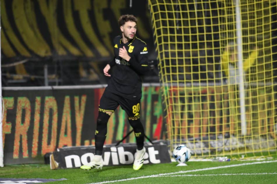 Μορόν: Συμπλήρωσε κάρτες με ΑΕΛ