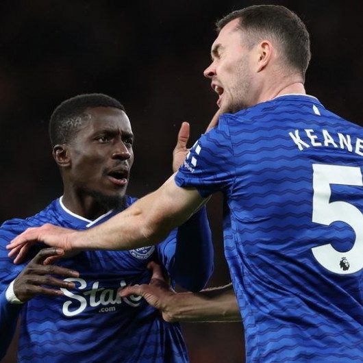 Έβερτον: Το χαστούκι του Γκέιγ σε… συμπαίκτη του έγινε viral (VIDEO)