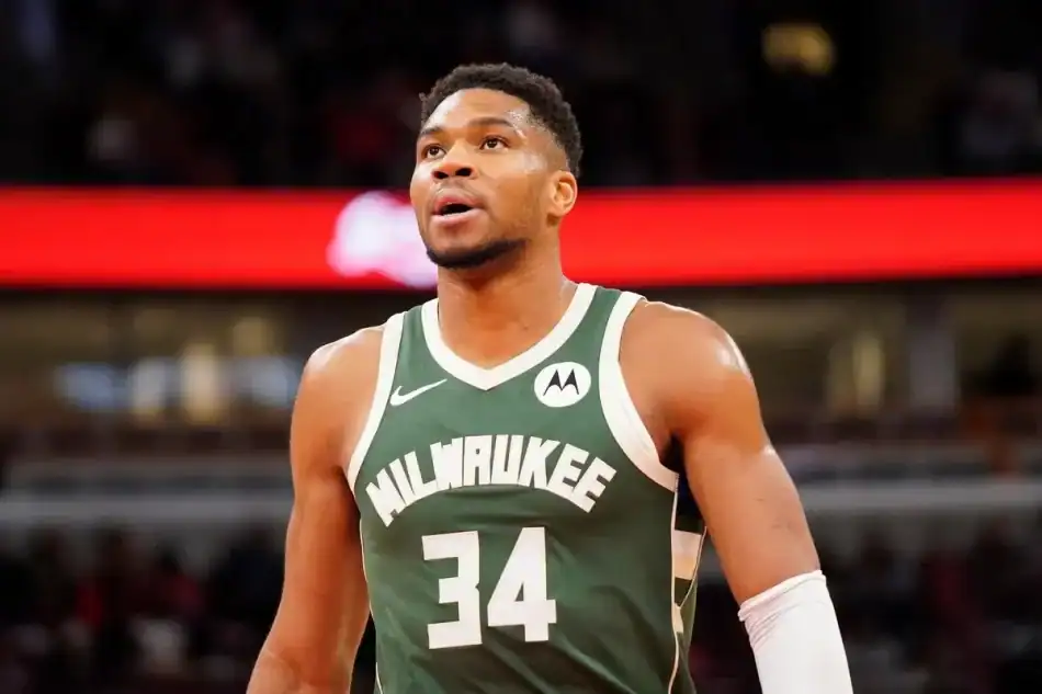 Γιάννης Αντετοκούνμπο: «Θέλω να παίξω 20 χρόνια στο ΝΒΑ»