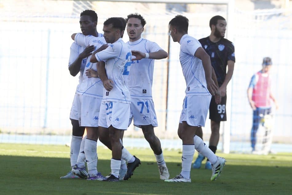 «Κόλλησε» η Athens Kallithea και μειώνονται οι ελπίδες