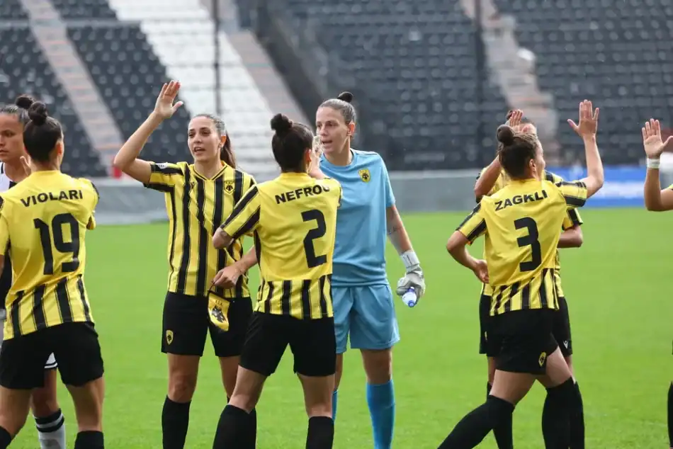 Καπνίση: «Συγνώμη από τον κόσμο της ΑΕΚ που τον στενοχωρήσαμε»