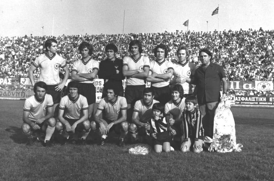 Σαν σήμερα το 1975: Η ΑΕΚ «τελείωσε» τον Ολυμπιακό με δύο γκολ του μεγάλου Μίμη Παπαϊωάννου!