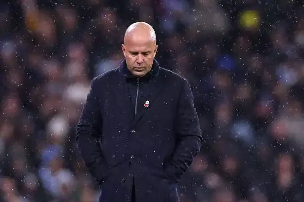 Λίβερπουλ: «Υπό πίεση ο Σλοτ»