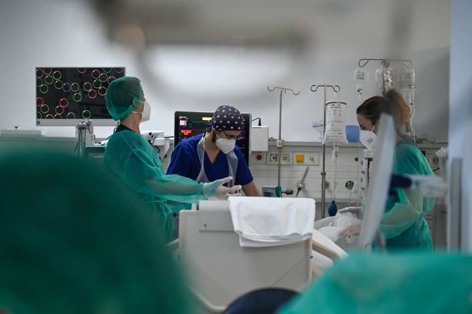 Σοκ: Πέθανε ο 22χρονος που κατάπιε αμάσητο μπέργκερ