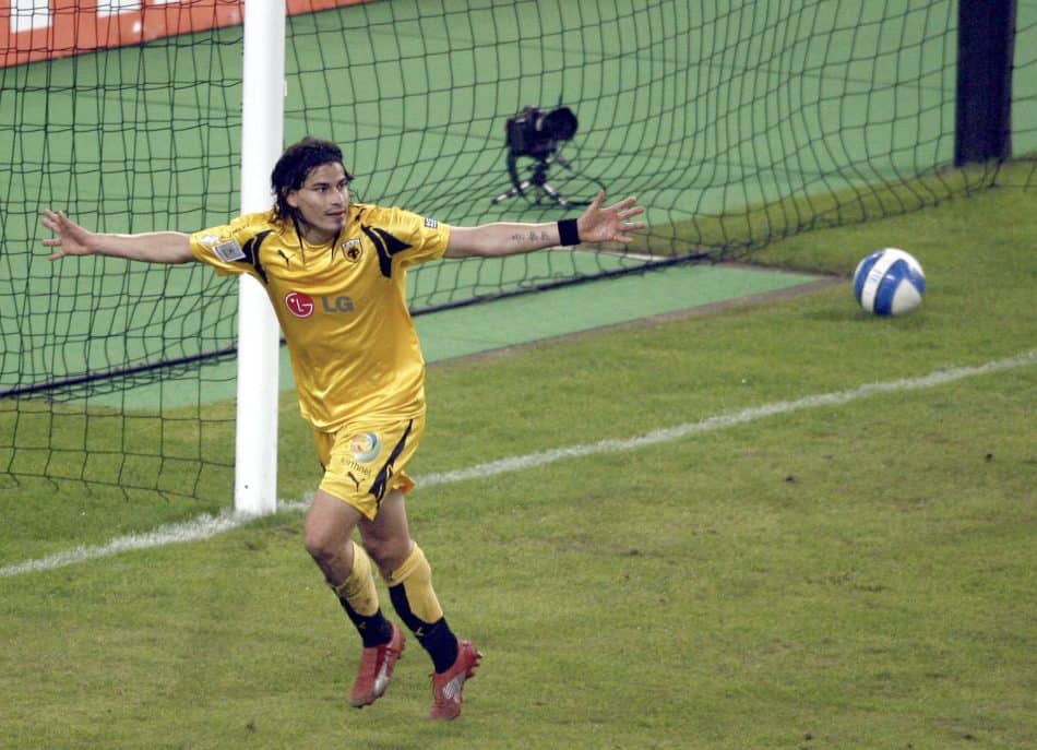 Σαν σήμερα το 2007: Η ΑΕΚ νίκησε τον ΟΦΗ 4-0 και πάτησε κορυφή!