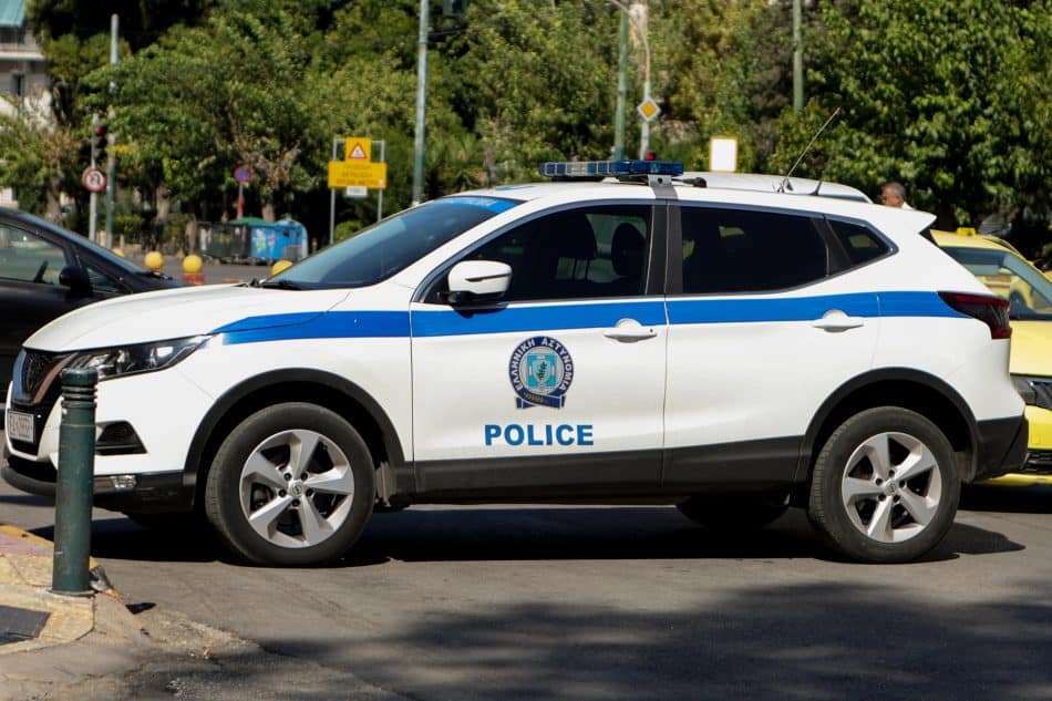Αδιανόητα πράγματα στο Μενίδι: Μητέρα ξυλοκόπησε την 14χρονη έγκυος κόρη της και αυτή απέβαλε