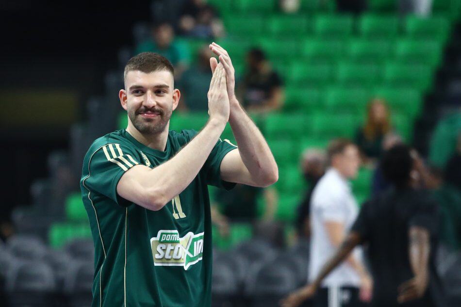 Ρογκαβόπουλος: «Είμαστε σε πολύ καλό μομέντουμ»