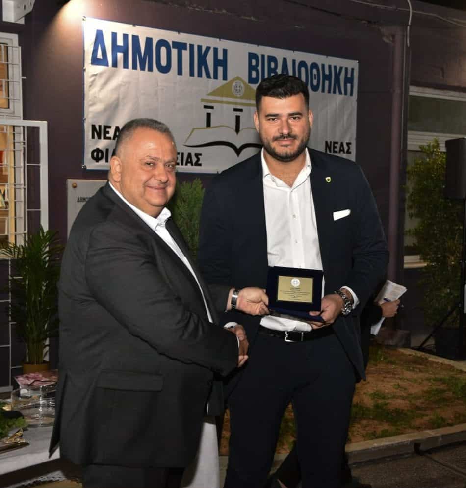 Προσφορά της ΠΑΕ ΑΕΚ η δημοτική βιβλιοθήκη Νέας Φιλαδέλφειας