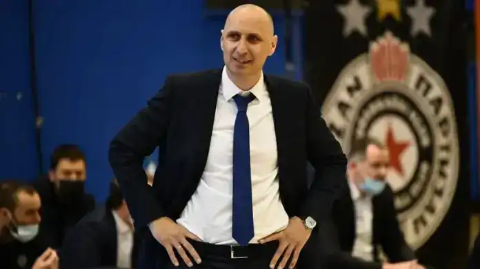 Παρτίζαν: Αυτός είναι ο προσωρινός αντικαταστάτης του Ομπράντοβιτς