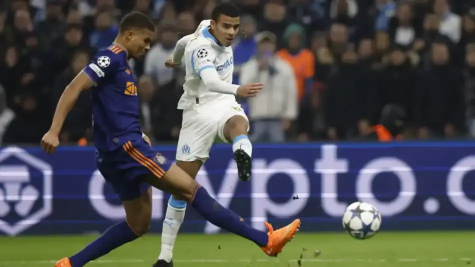 Νιούκαστλ σε UEFA: Καταγγελία για βία από τη γαλλική αστυνομία κατά των οπαδών της