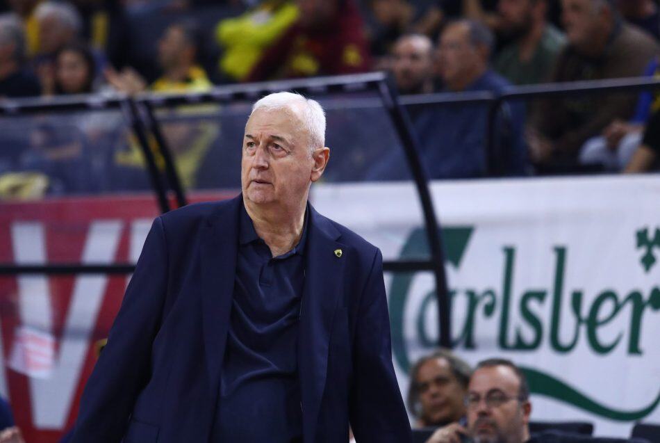 ΑΕΚ: Βρίσκεται στην αγορά, ψάχνει για λύσεις