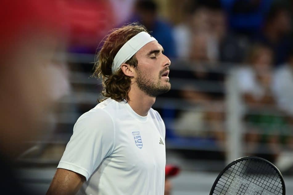 Ανακοίνωση του δικηγόρου του Τσιτσιπά για την παράβαση με την Lotus: «Άλλος ήταν ο οδηγός»