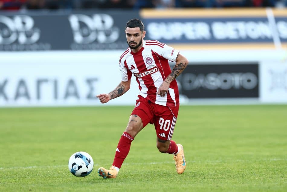 Ολυμπιακός: Ο Καρεμπέ επιβεβαίωσε την παραχώρηση του Καμπελά στην Ναντ