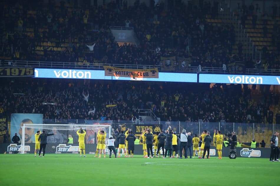 Ζήκος για Νίκολιτς: «Πάντα πίσω απ τους ποδοσφαιριστές στο χειροκρότημα»