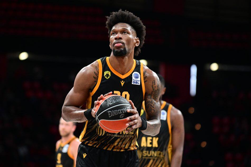 «Η Μπαρτσελόνα θέλει τον Κρις Σίλβα!»