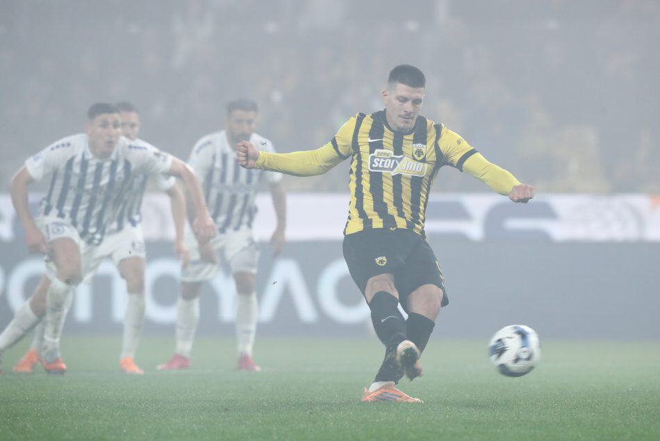 ΑΕΚ-Ατρόμητος: Το 2-0 με την εκτέλεση πέναλτι του Γιόβιτς (VIDEO)