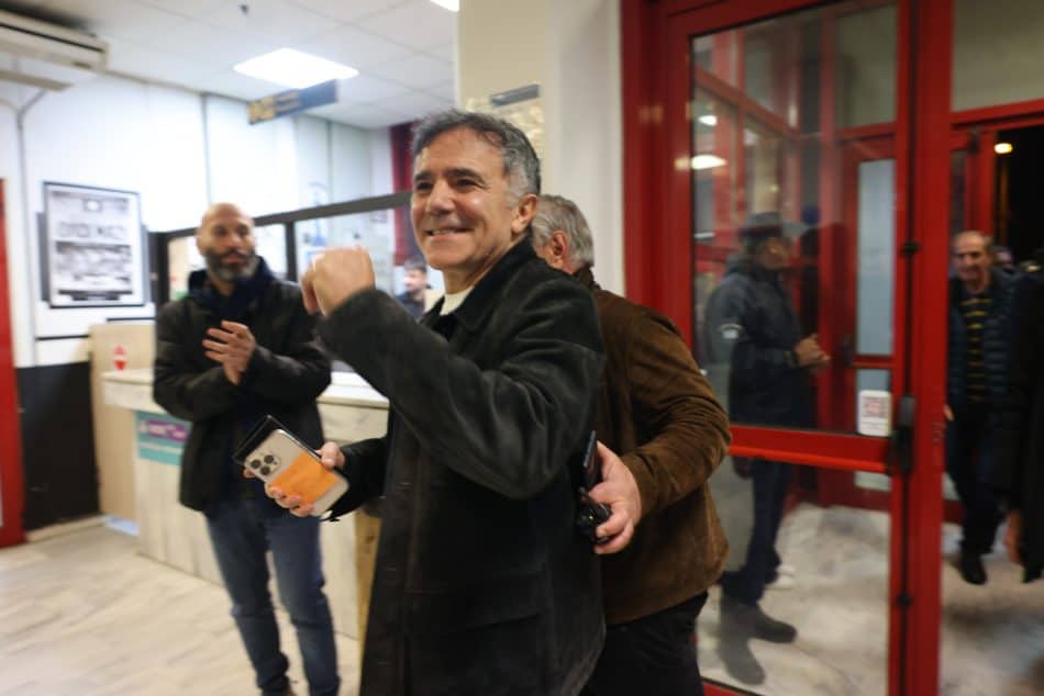 Το χαρτάκι που αποκάλυψε τις μεταγραφές του Μυστακίδη