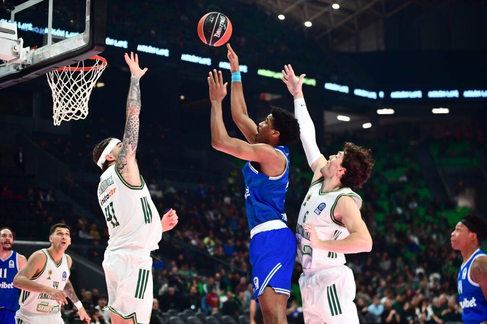 Stoiximan GBL: Ο Παναθηναϊκός πήρε την νίκη απέναντι στον μαχητικό Ηρακλή