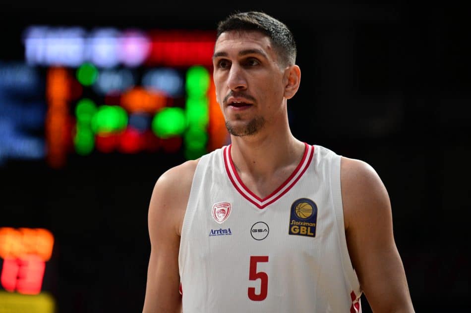 ΠΑΟΚ: Στο στόχαστρο Χουγκάζ και Λαρεντζάκης