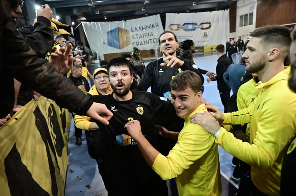 Ο ΠΑΟΚ ήρθε να προκαλέσει αλλά ο κόσμος της ΑΕΚ δεν «τσίμπησε»