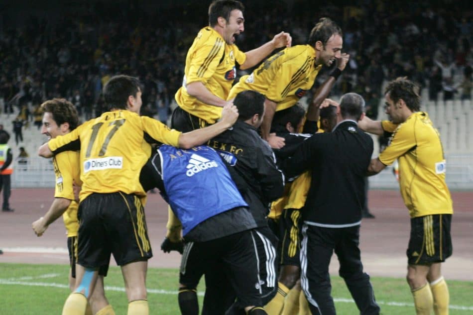 Σαν σήμερα το 2005: Ο Σοάρες τελείωσε τον ΠΑΟΚ και τον άφησε 10 βαθμούς πίσω! (VIDEO)