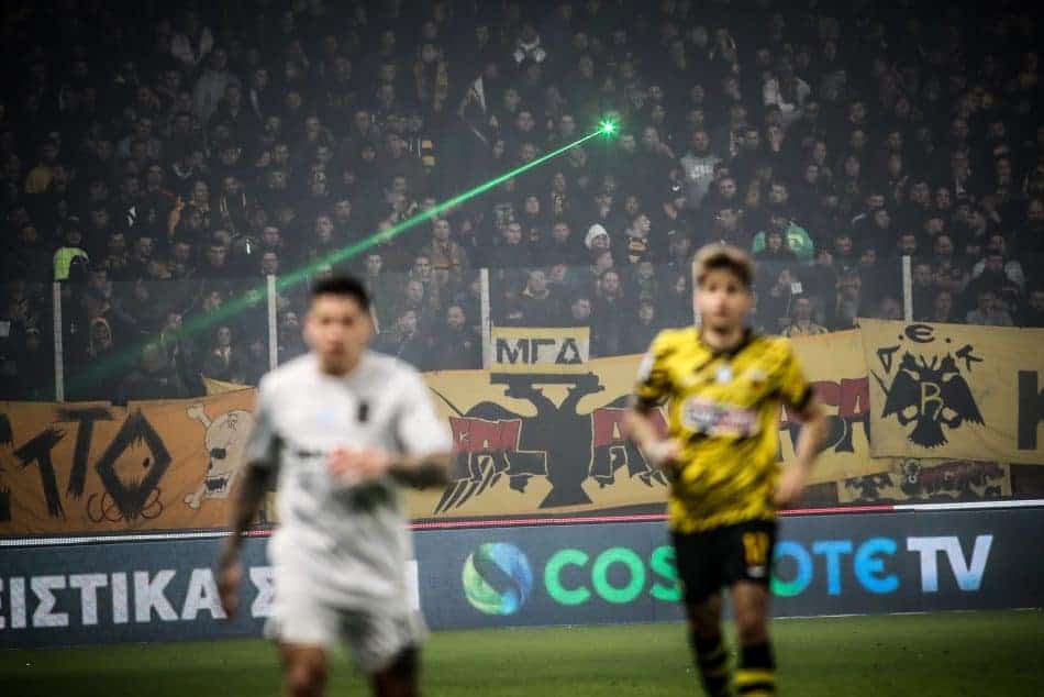 Τεράστια προσοχή με τα λέιζερ: Συνελήφθη και διώκεται ποινικά οπαδός της ΑΕΚ!
