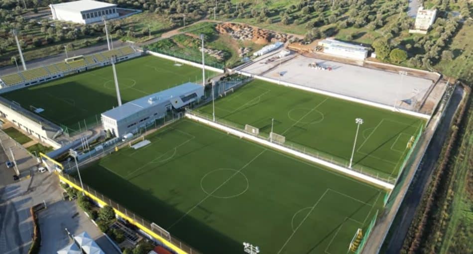 Εντυπωσιακά Χριστουγεννιάτικα πλάνα με drone πάνω από το Σεραφείδιο! (VIDEO)