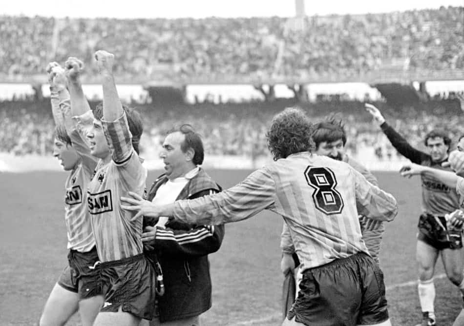 «Σαργκάνη, Σαργκάνη, ο Μαύρος τι σου κάνει…»