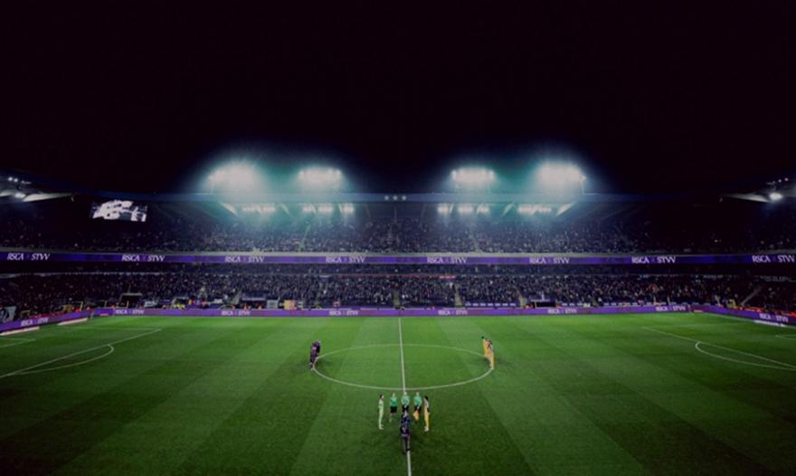 Διακοπή στο Άντερλεχτ-Σαρλερουά: Αντικείμενο χτύπησε τον σκόρερ των φιλοξενούμενων