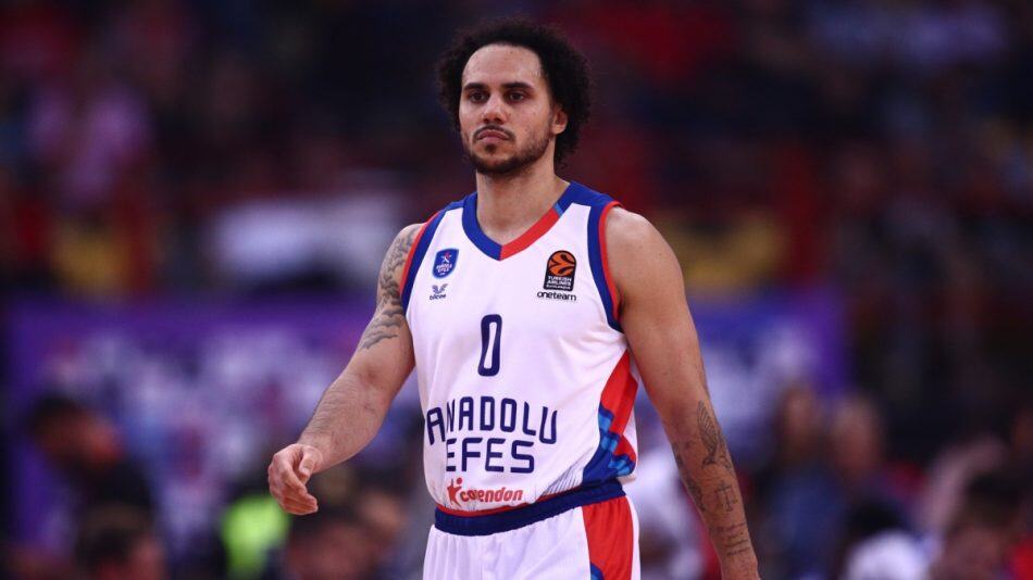 Μπαίνει χειρουργείο ο Λάρκιν