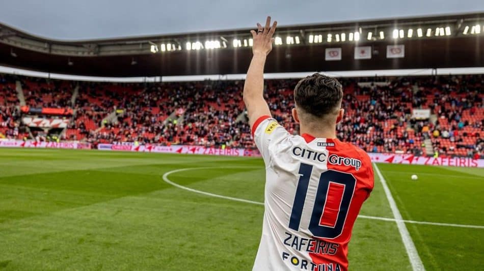 Το αποχαιρετιστήριο ποστ της Σλάβια για τον Ζαφείρη