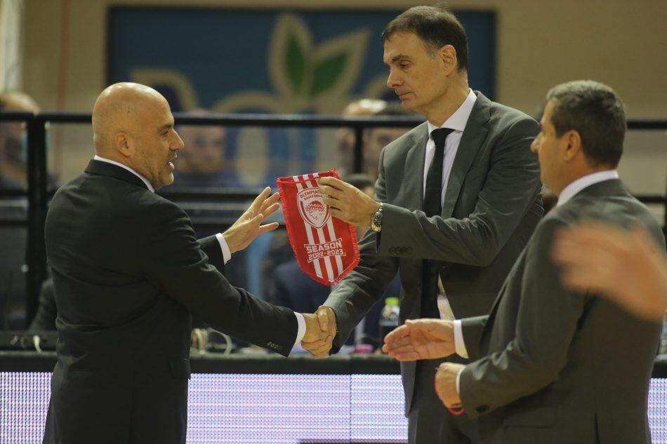 Λογομαχία Λυκογιάννη – Μπαρτζώκα στην τρίτη περίοδο του Κολοσσός – Ολυμπιακός