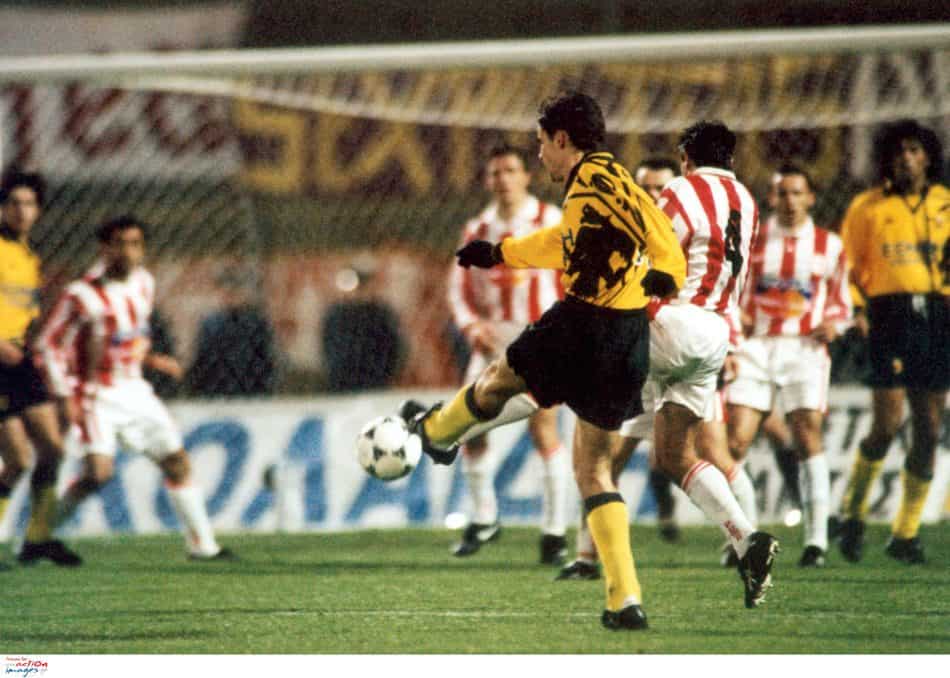 Σαν σήμερα το 1996: Ο Τσιάρτας «σφράγισε» την πρόκριση της ΑΕΚ κόντρα στον Ολυμπιακό (VIDEO)