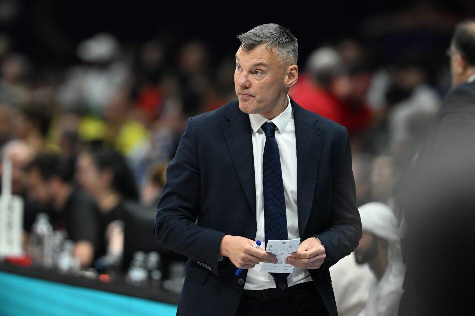 Ο Γιασικεβίτσιους μένει στη Φενερμπαχτσέ για άλλα τρία χρόνια