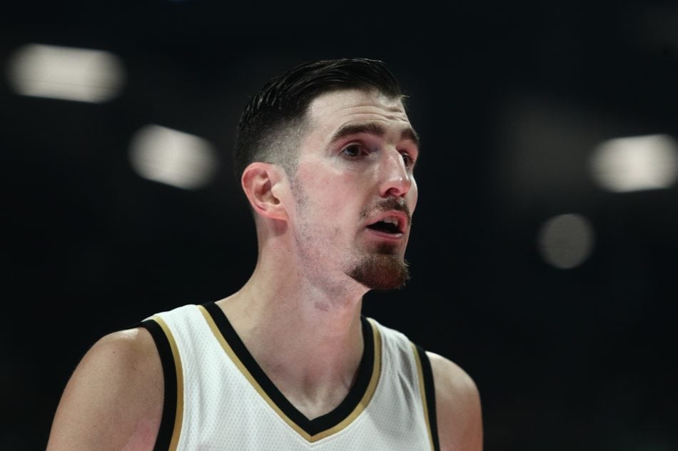 Η Φενέρμπαχτσε εξετάζει την επιστροφή του Ντε Κολό