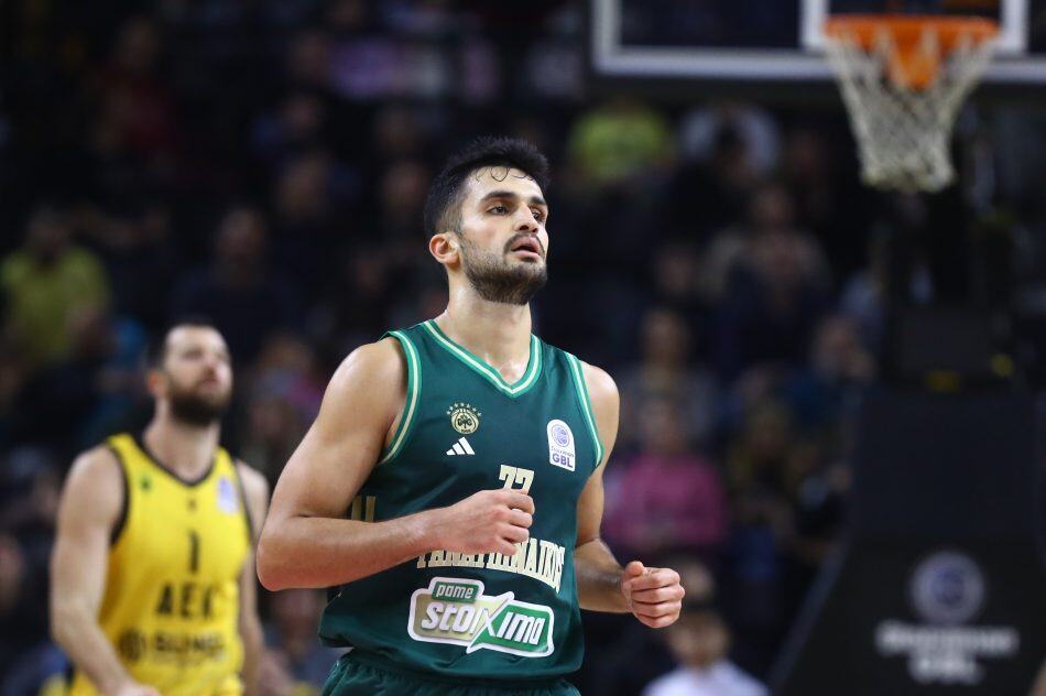 Παραμένει στον Παναθηναϊκό ο Γιούρτσεβεν